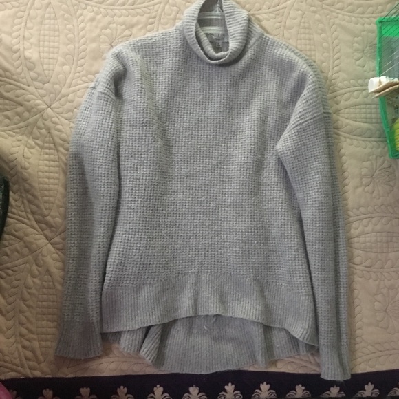Madewell Sweaters - Warm, cozy Madewell turtleneck
